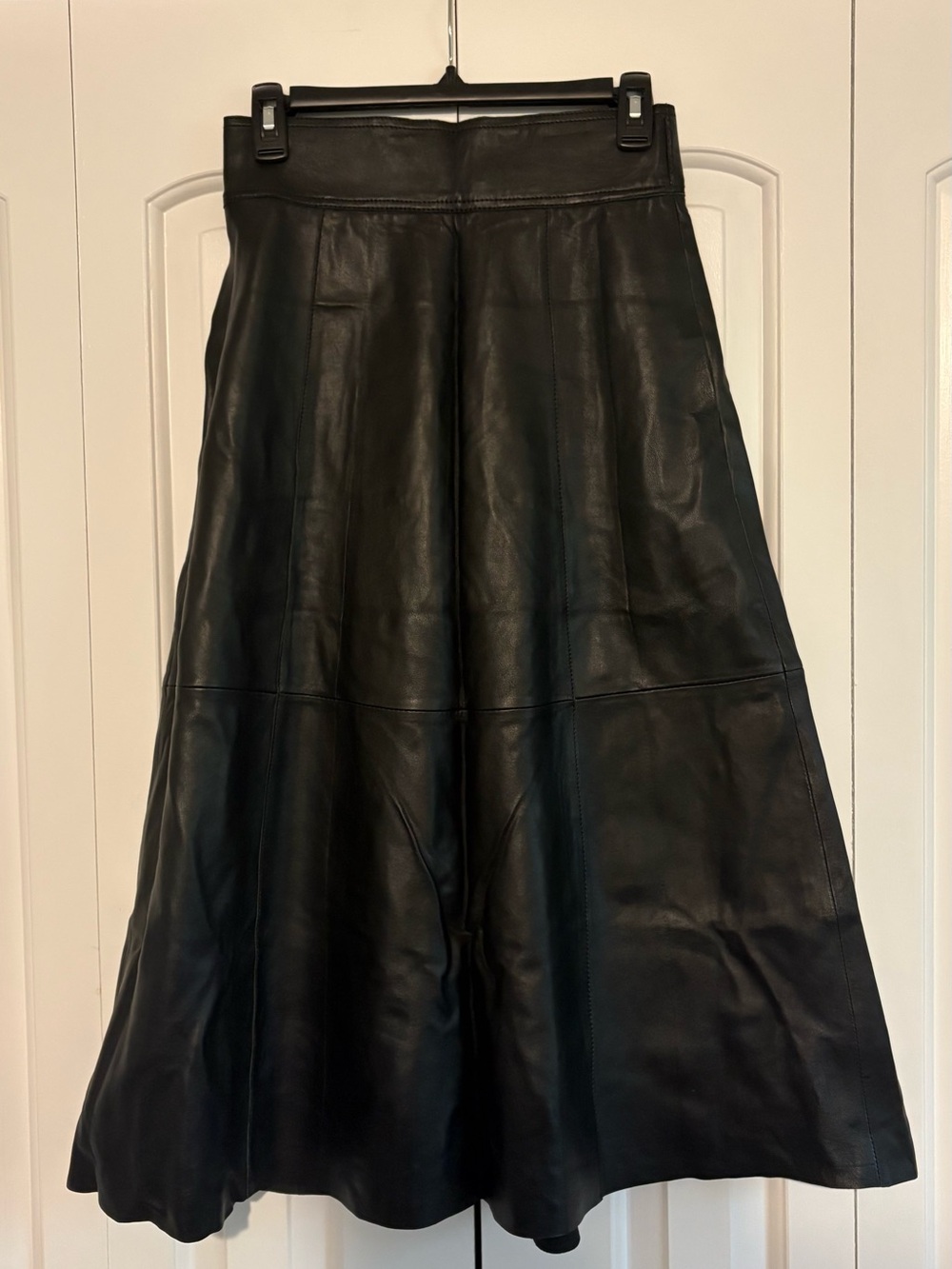 KAREN MILLER, Black Lamb Leather, High Waisted A-Line Skirt with pockets, Size 4